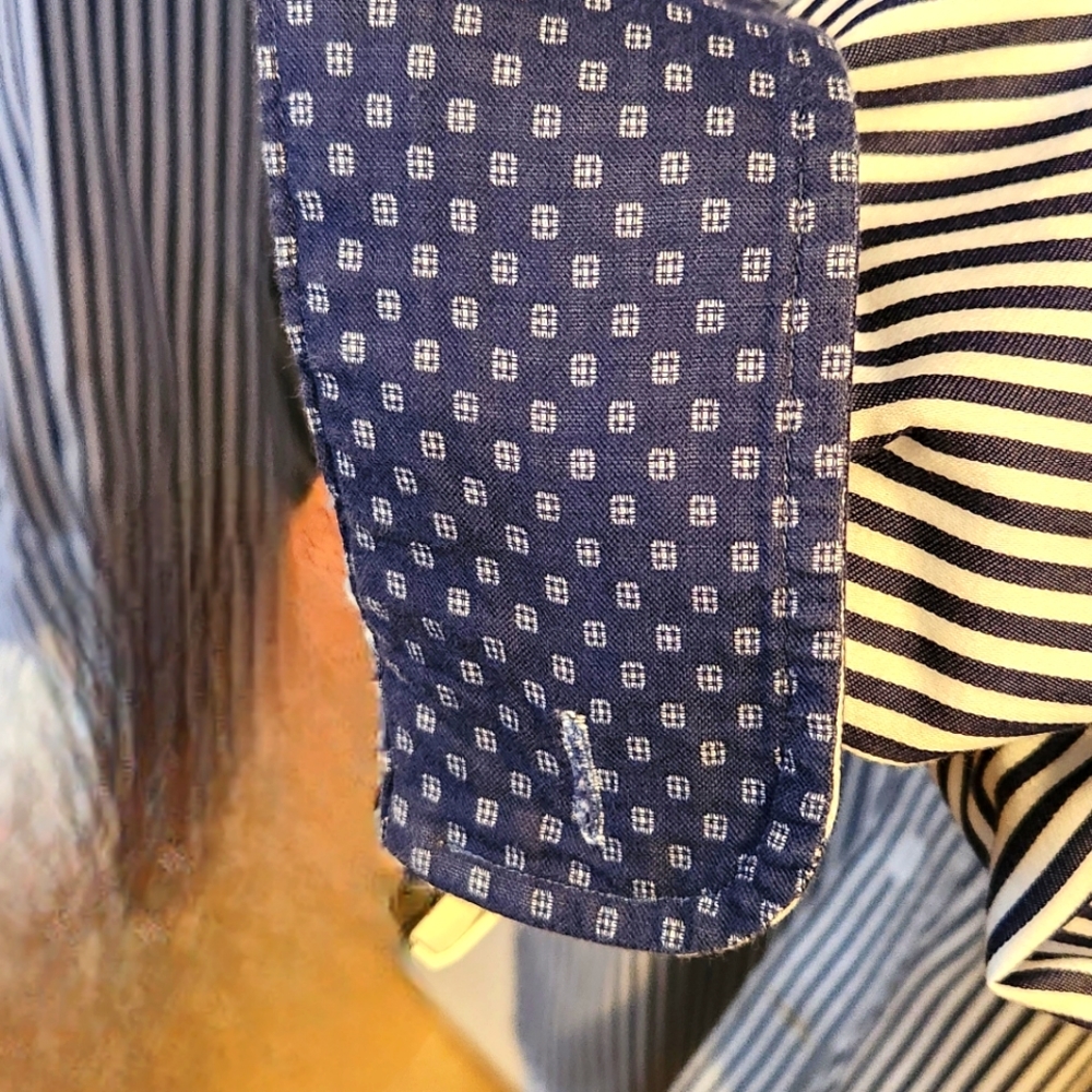 Men's shirt